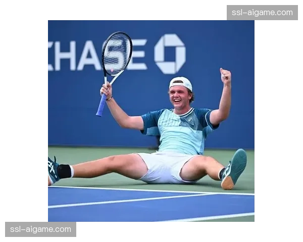 速报：瑞士车手多米尼克独揽周末XC与短道双冠，展现全能统治力